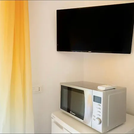 Pensjonat Casa Sharon Vista Mare Ad 3*